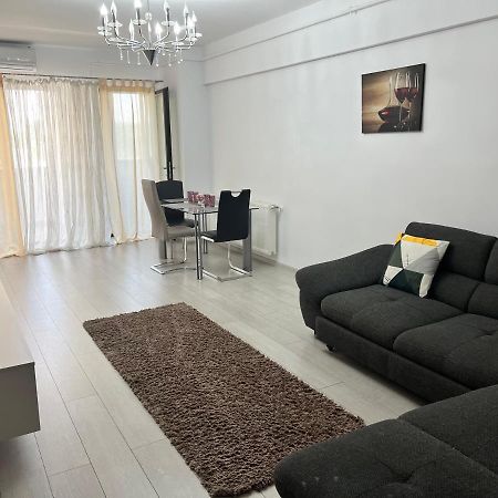 דירות Râmnicu Vâlcea The Bliss מראה חיצוני תמונה